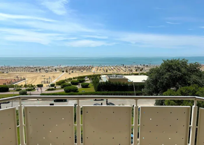 Flat With Wonderful Sea View-beahost Apartment *