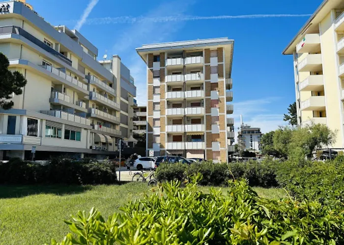 Flat With Wonderful Sea View-beahost Apartment Bibione
